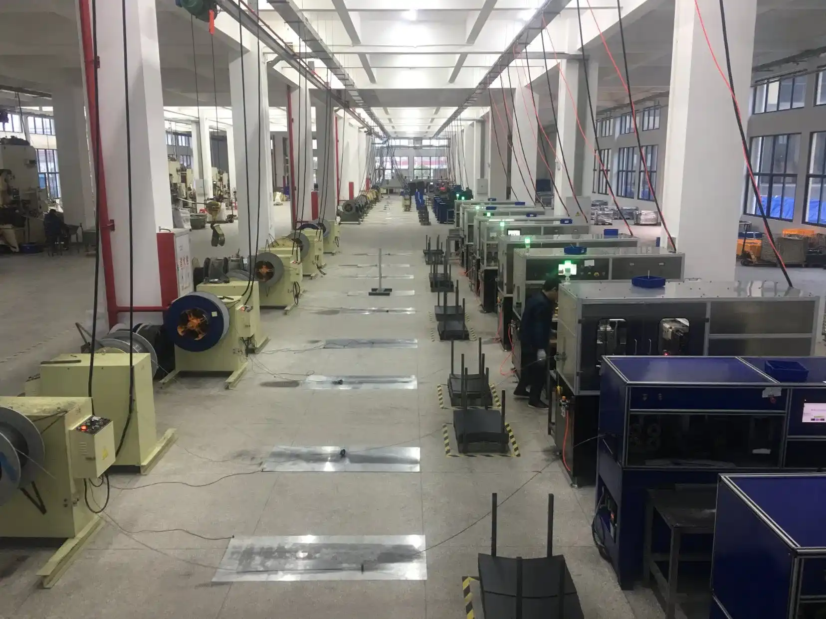 High-Speed Molding of Rubber Components for OEM Wiper Blades